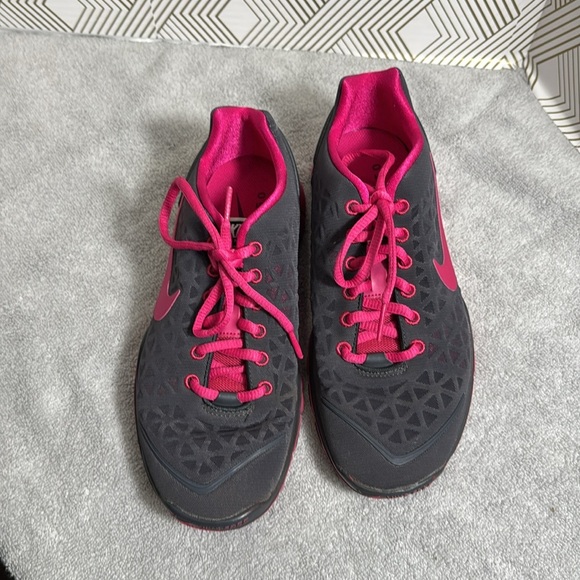 Nike Women's shoes Training Nike free fit 2 Black Pink Running Shoes 7.5 7 1/2 - Picture 2 of 12